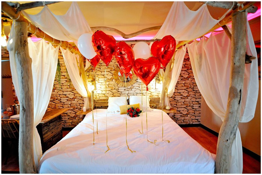 Hébergement AbracadaRoom : Évasion safari unique, SPA XXL, CASCADE D'EAU, CINÉMA PRIVÉ, 5 min du centre - Image 11