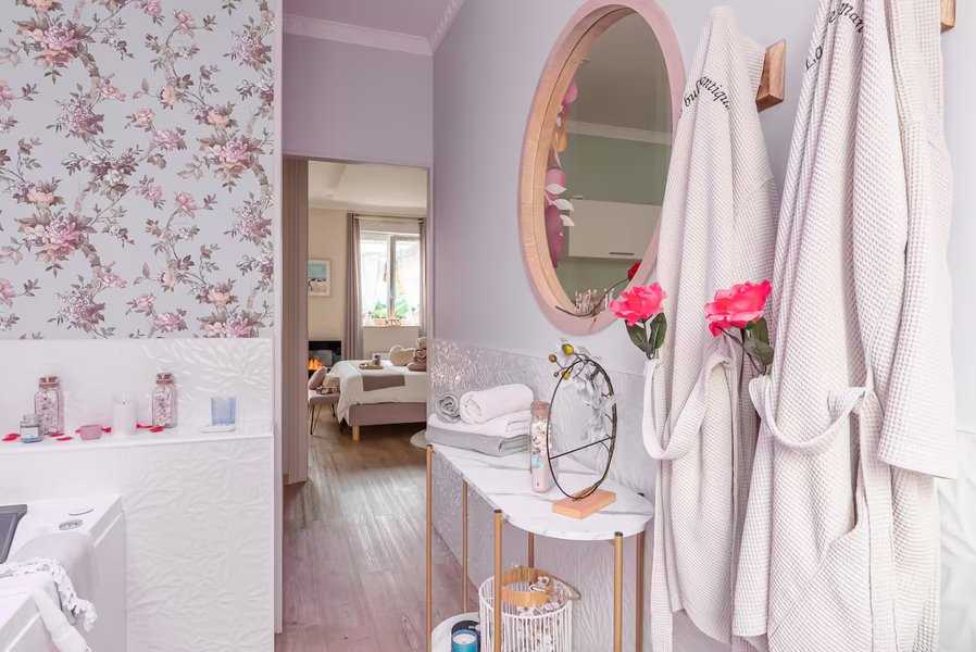 Hébergement AbracadaRoom : La Bulle romantique & Balnéo - Image 8