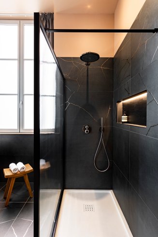 Hébergement AbracadaRoom : NEAT SUITE  -SPA & CINEMA - Image 11