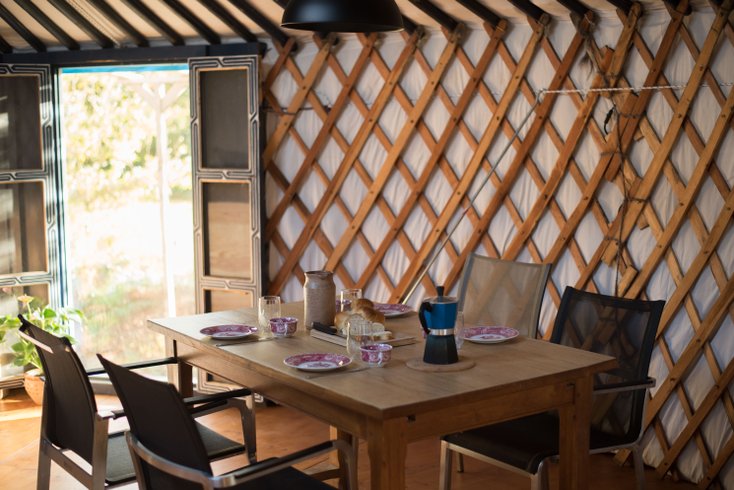 Hébergement AbracadaRoom : Belle et grande yourte mongole de 65m2 - Image 11