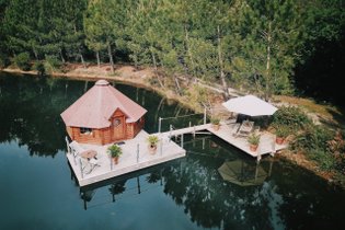 Le Chalet Flottant