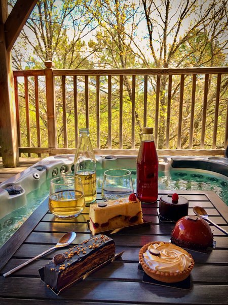 Hébergement AbracadaRoom : Cabane perchée & spa - Image 17