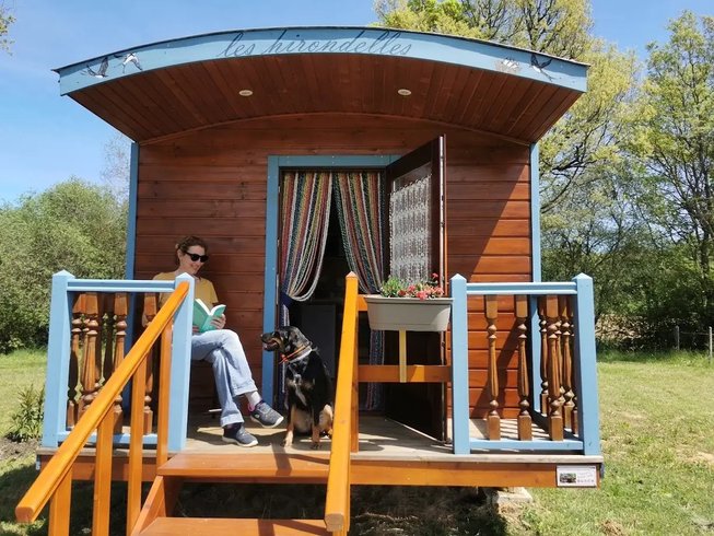 Hébergement AbracadaRoom : Roulotte Les Hirondelles — Musique et Nature - Image 4