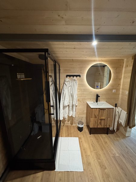 Hébergement AbracadaRoom : Bulle au Fil de l'eau & Bain nordique - Image 15