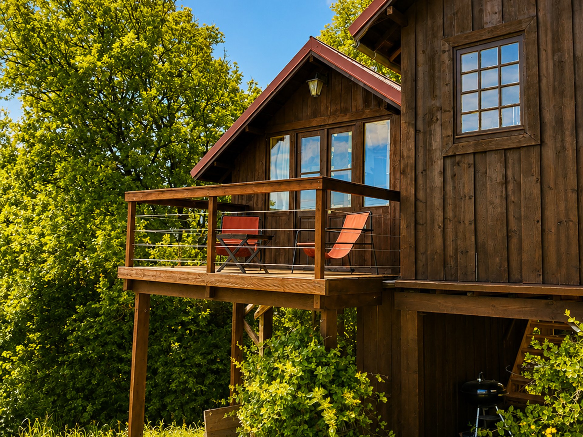 Cabane perchée du Frêne