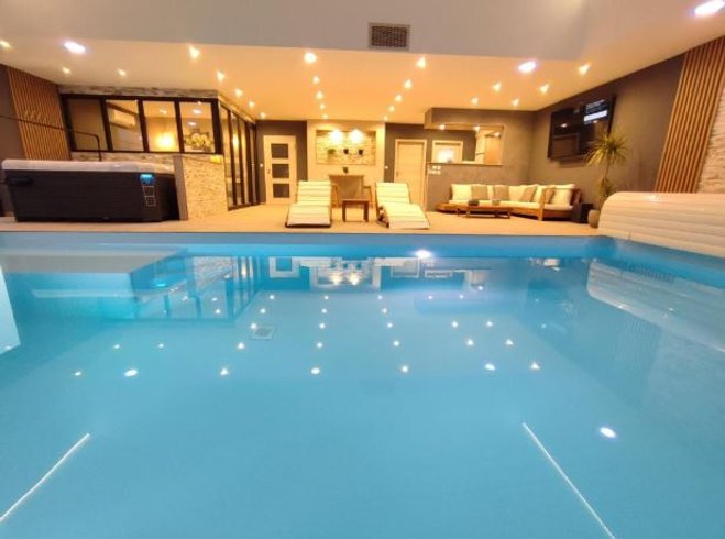 Hébergement AbracadaRoom : Gite O², Piscine, Spa & Cinéma - Image 11