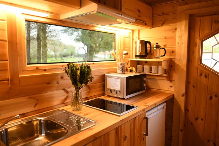 Hébergement AbracadaRoom : Roulotte Au Point de Vue - Image 6