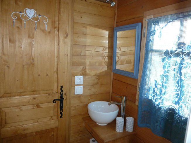 Hébergement AbracadaRoom : Roulotte Isatis - Image 15