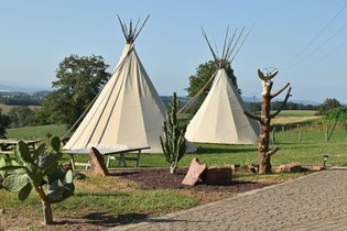 Tipi Apache