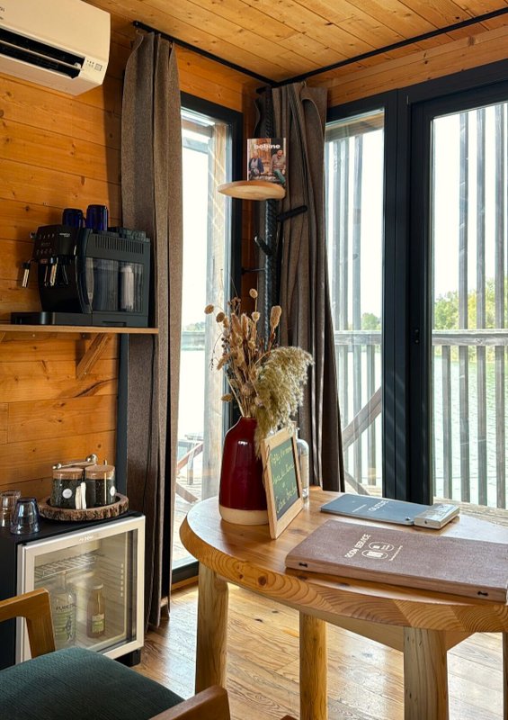 Cabane Spa Bora Bora à Sorgues (4)