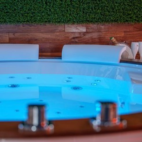 Hébergement AbracadaRoom : Suite Romantique Le Double L Luxe & Love Loveroom - Image 3