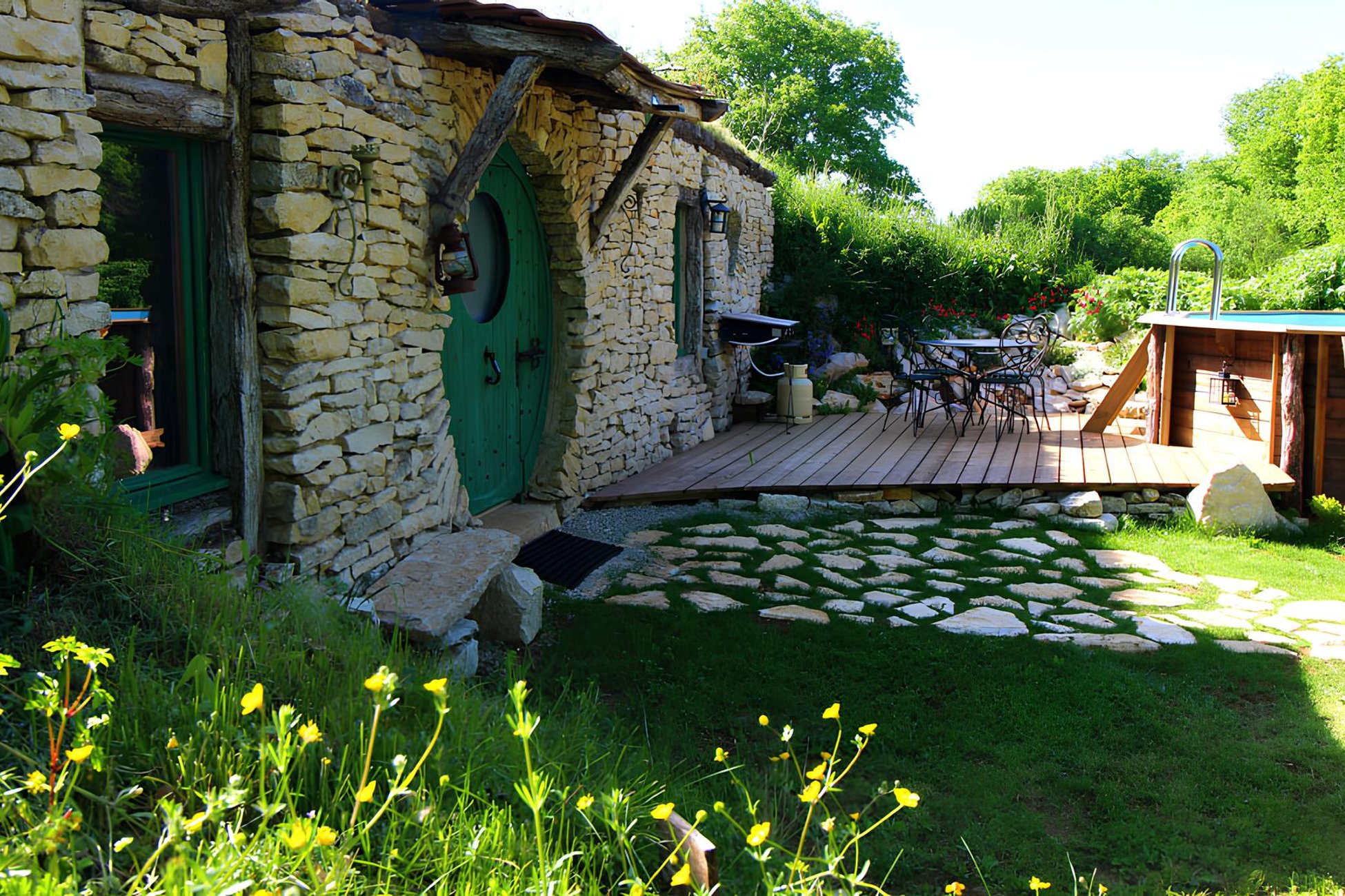 Hébergement UnicStay : Maison Hobbit du Mas de Saillac à Lavaurette