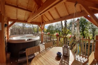 Cabane sur pilotis Lozère