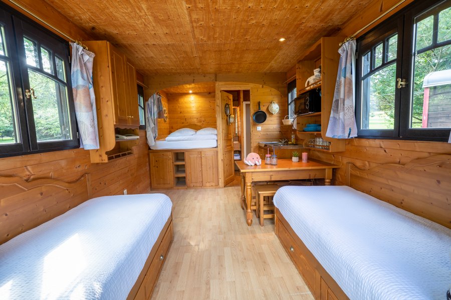 Hébergement AbracadaRoom : La roulotte de Campagne - Image 4