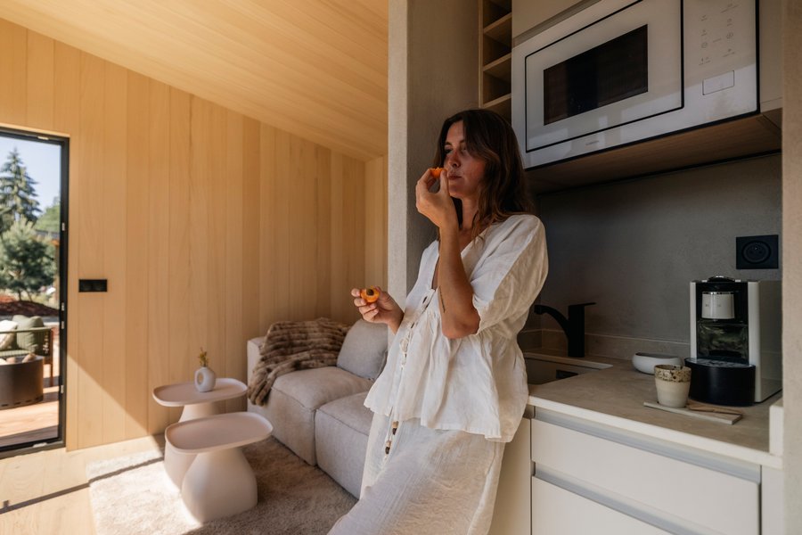 Hébergement AbracadaRoom : Unik Lodges Annecy - le Zénith - Nuit insolite avec vue sommets, baignoire double et sauna privé - Image 9