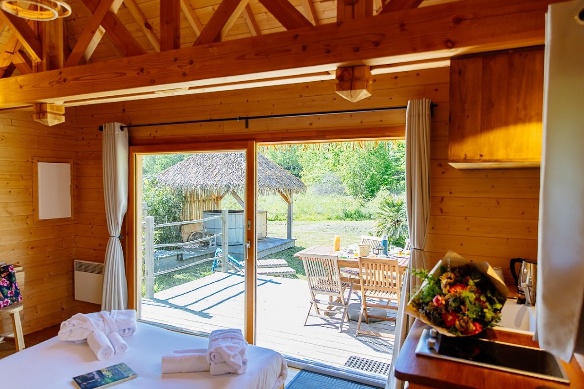 La Cabane Indonésienne & Spa privatif à Le Nizan (5)