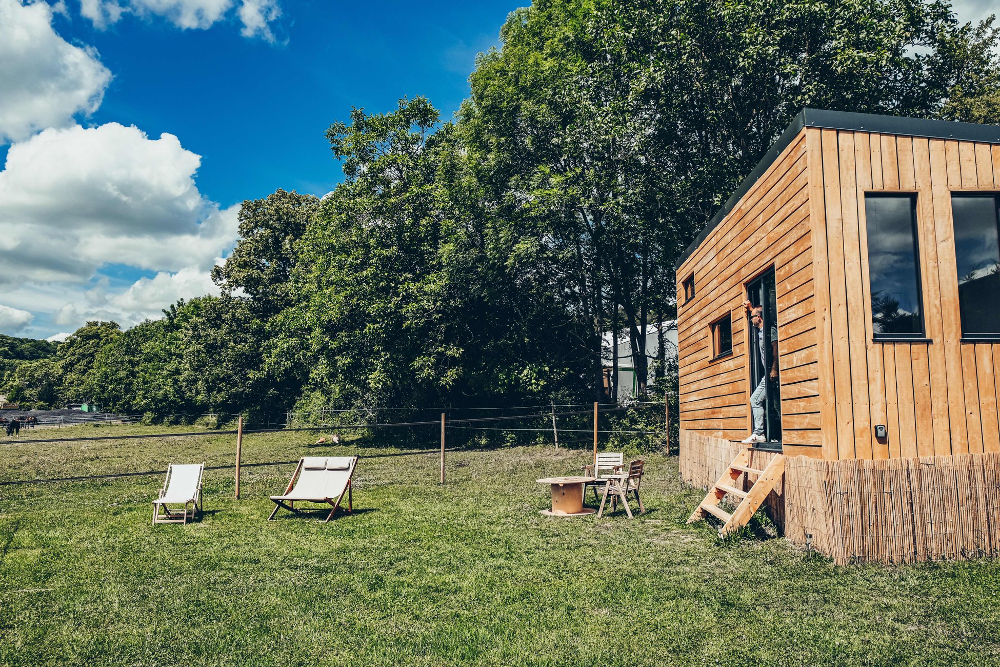 Hébergement UnicStay : Tiny House Le Paddock | Au milieu des chevaux ! à Chambly