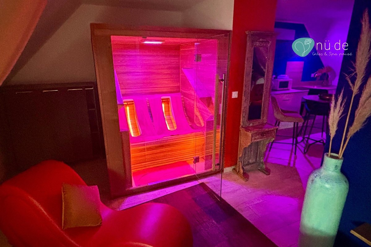 Suite Romantique le secret de Kama avec spa, sauna et douche bien être à Zuydcoote (8)