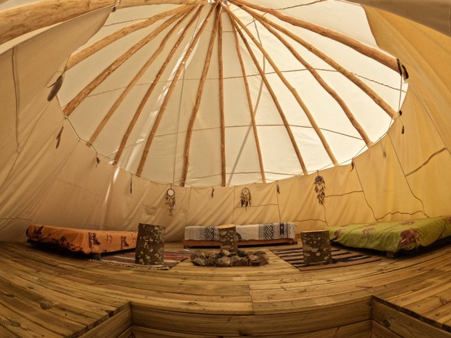 Hébergement AbracadaRoom : Tipi au Woody Ranch, vue sur le Vercors - Image 3