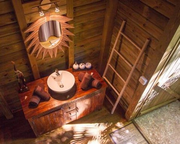 Hébergement AbracadaRoom : Case créole en bois - Image 7