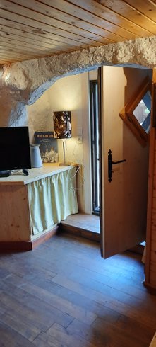 Domaine AbracadaRoom : Grenier savoyard on se sent (1100m) bien - Image 6