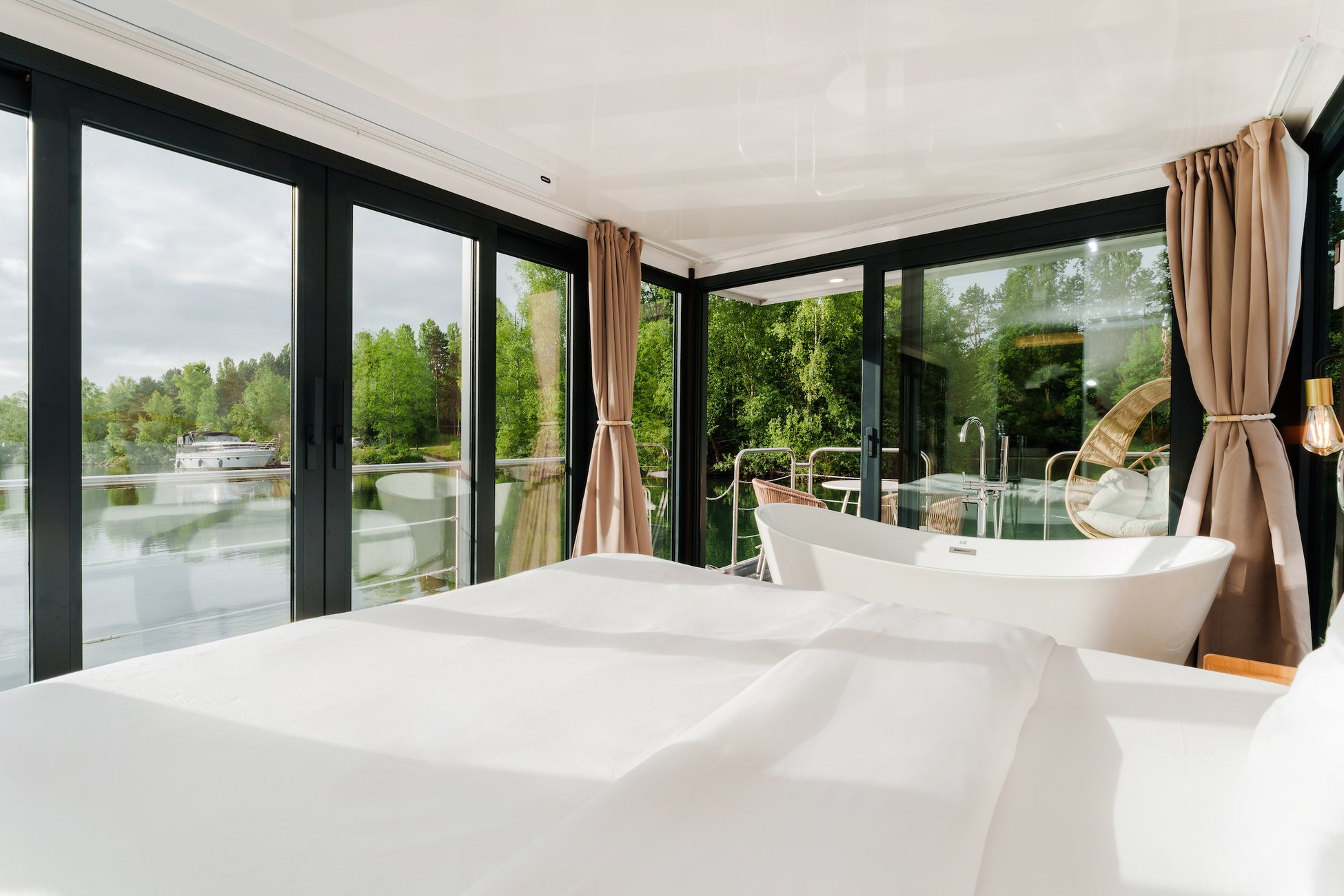 Hébergement UnicStay : Reflet d'Amour & Balnéo à Saint Fargeau Ponthierry