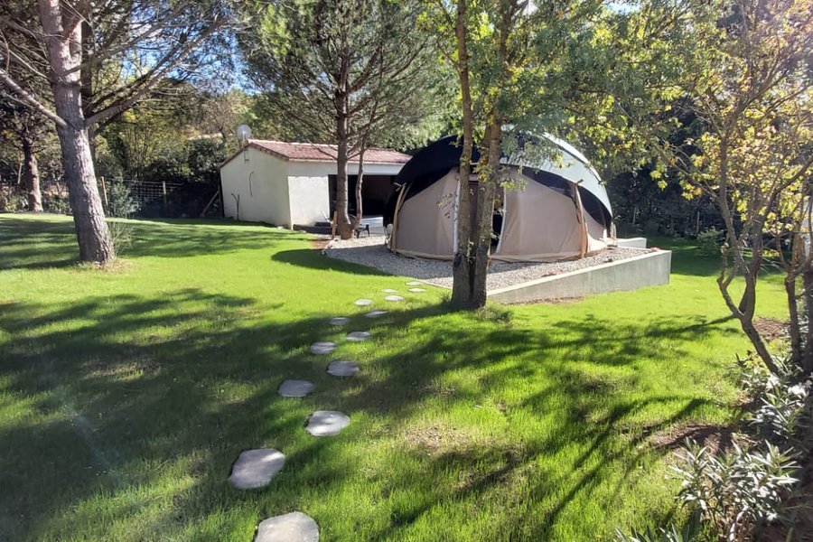 "F"anny - Wigwam, piscine & spa — photo 2