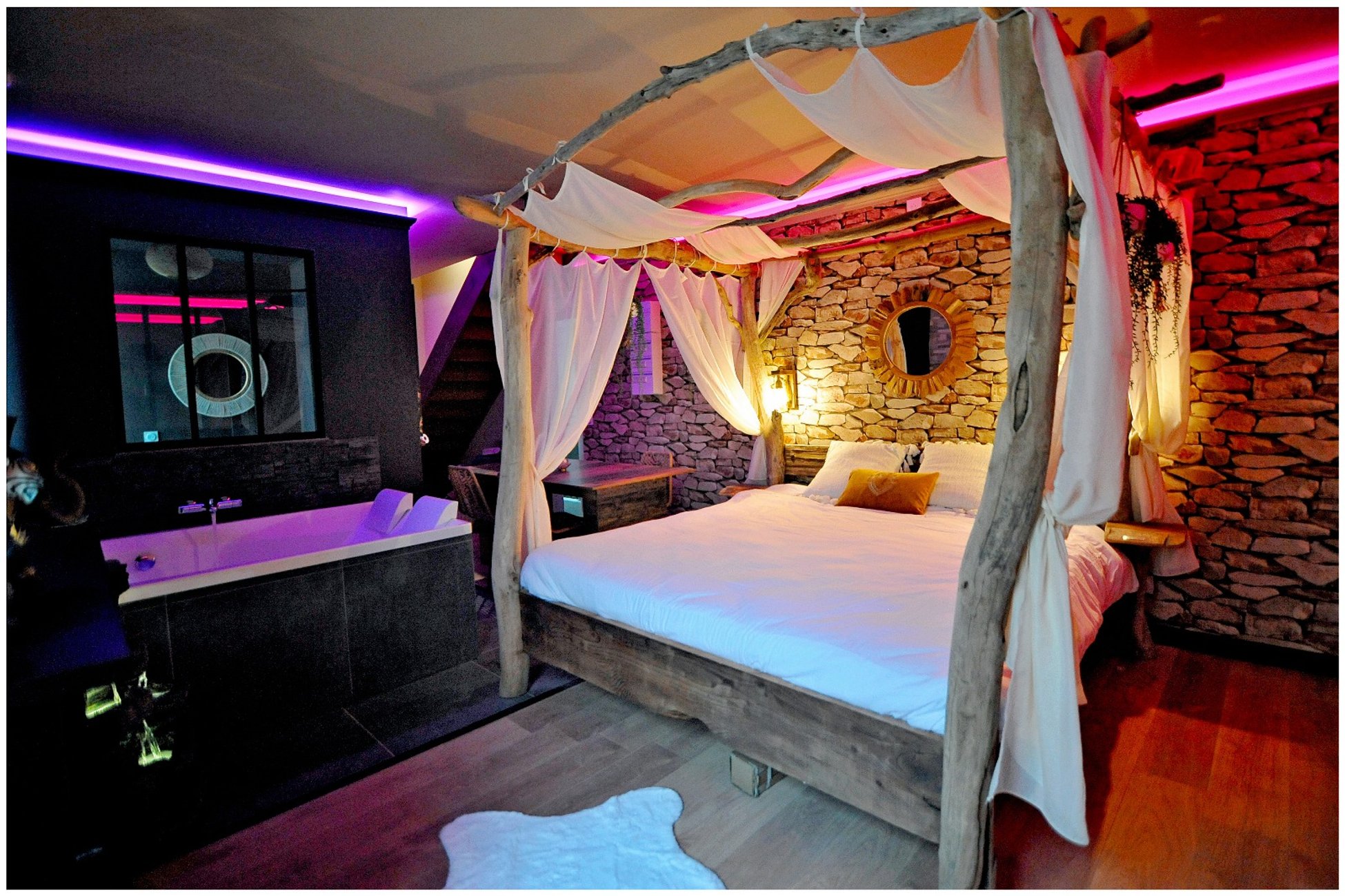 Hébergement UnicStay : Évasion safari unique, SPA XXL, CASCADE D'EAU, CINÉMA PRIVÉ, 5 min du centre à Bourgoin Jallieu