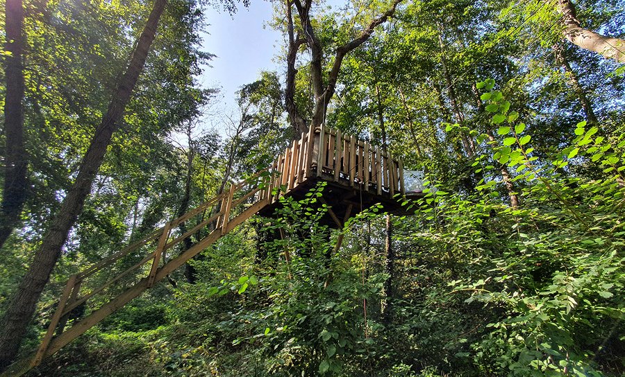 Hébergement AbracadaRoom : Bulle Mi-Hauteur la Maison du Rocher - Image 1