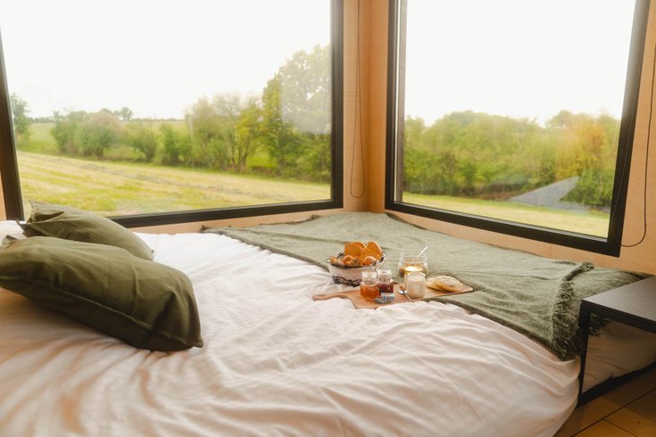 Domaine AbracadaRoom : Parcel Tiny House - campagne des Alpes Mancelles dans la Sarthe - Image 3