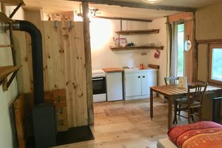 Petite cabane en terre-paille