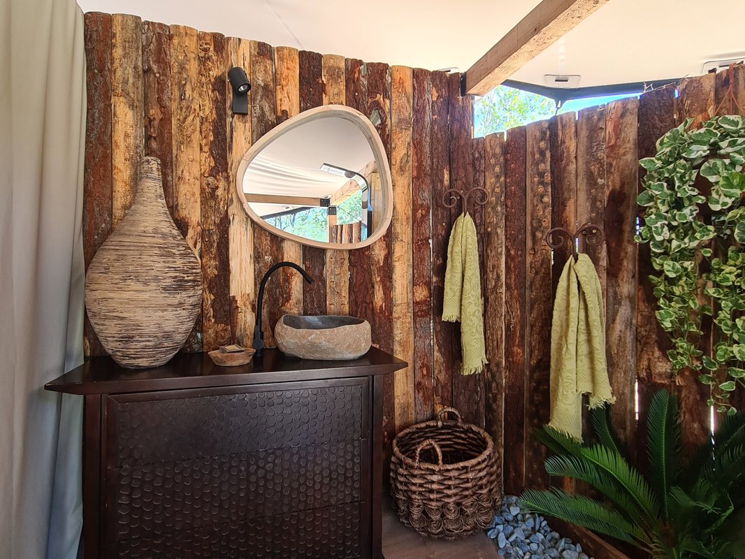Spirit of Bali - lodge romantique et luxe dans le Verdon à Saint Julien Le Montagnier (6)