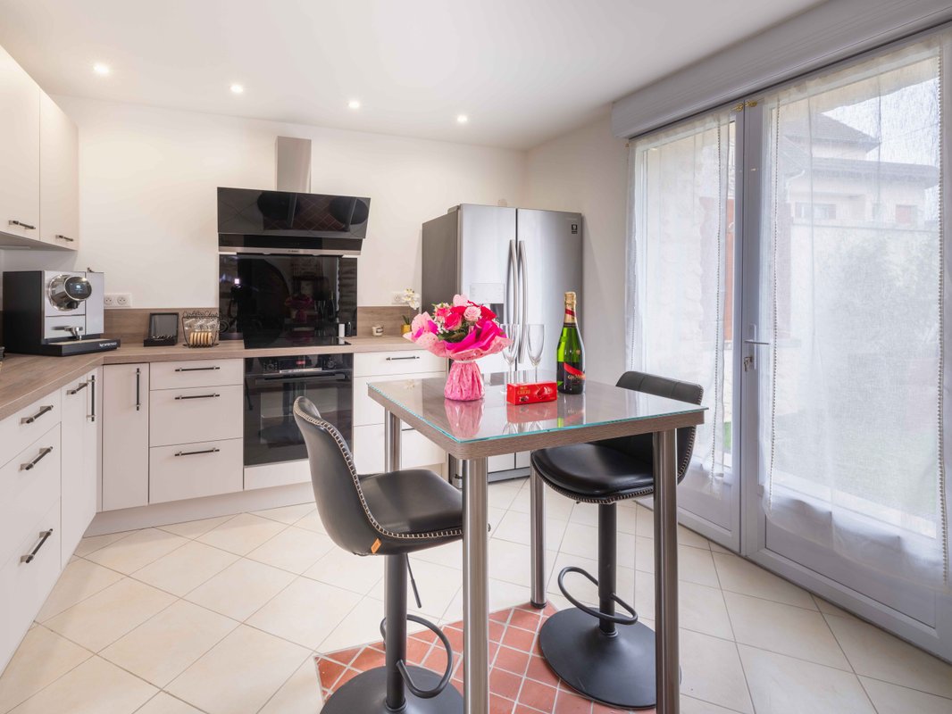 Eau Loin - Villa avec spa, sauna, hammam & salle de jeux à Ver Sur Launette (20)