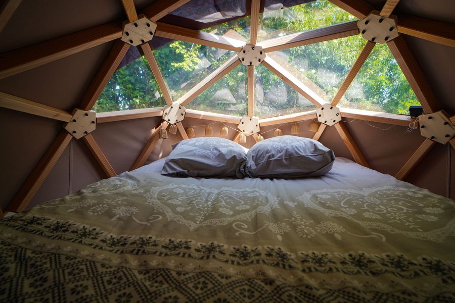 Hébergement AbracadaRoom : Le dodôme sous son gazebo & Spa - Image 5