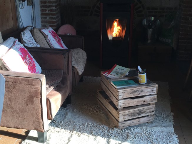 Hébergement AbracadaRoom : La Maisonnette de poupée avec cheminée, Vue Nature & Vélos - Image 4