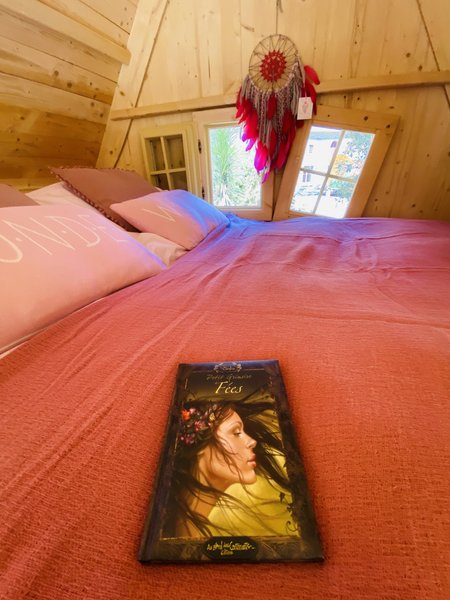 Hébergement AbracadaRoom : Au Pays des fées, la cabane enchantée - Image 13