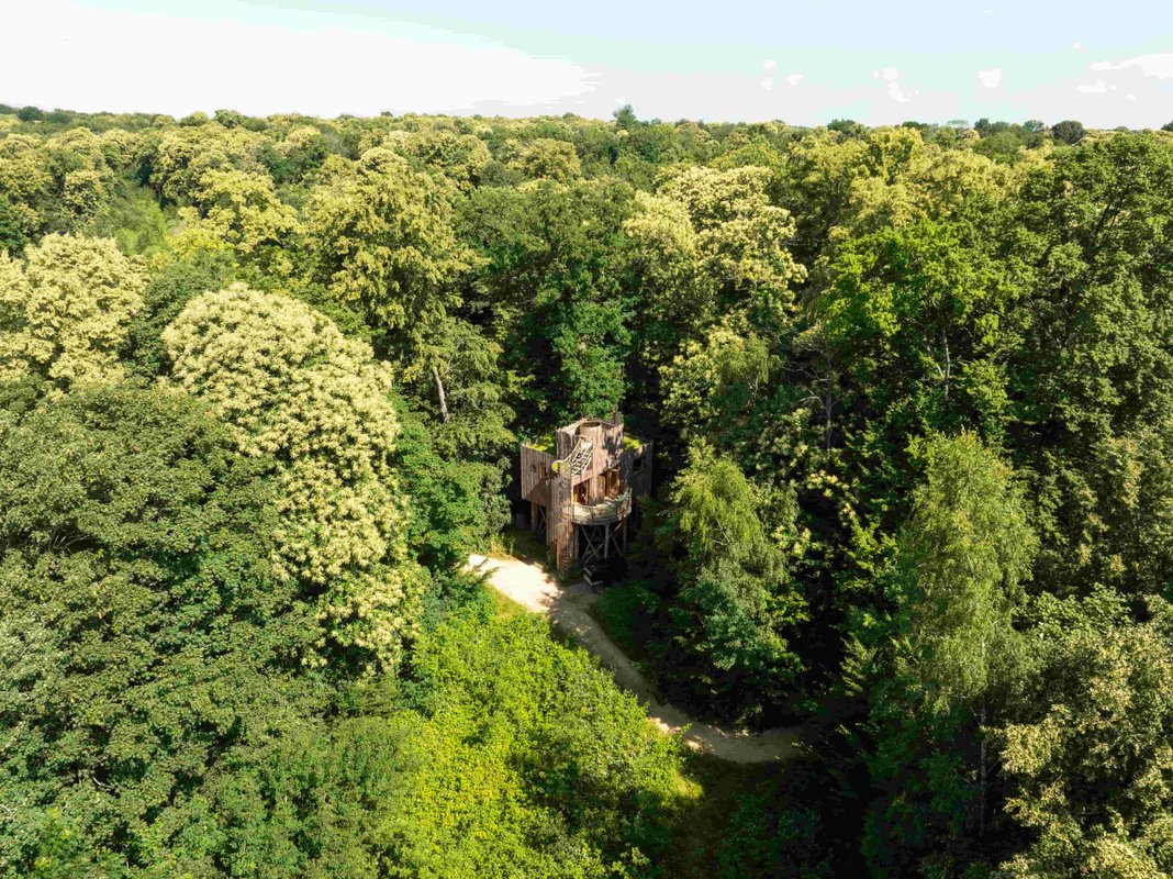 Cabane Spa Plus Mystérieuse à Raray (1)