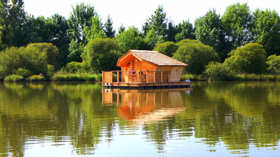 Hébergement AbracadaRoom : Cabane Familiale flottante Poisson Clown - Image 1