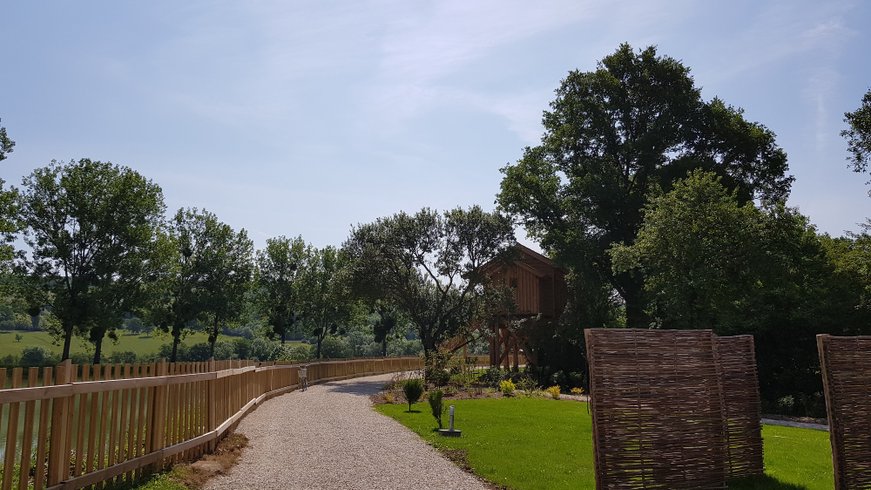 Domaine AbracadaRoom : Les Lodges du Canal de Bourgogne - Image 6