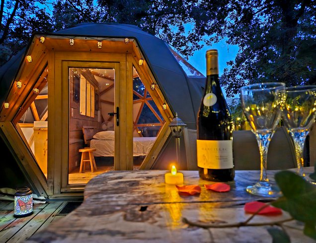 Hébergement AbracadaRoom : Dôme romantique & jacuzzi - nuit insolite sous les étoiles - Image 6