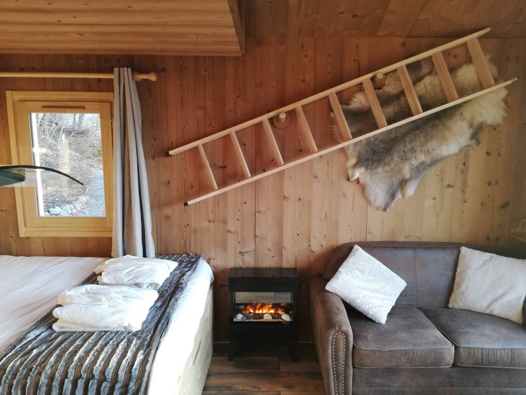 Cabane Spa des Chastelas à St Julien En Champsaur (6)