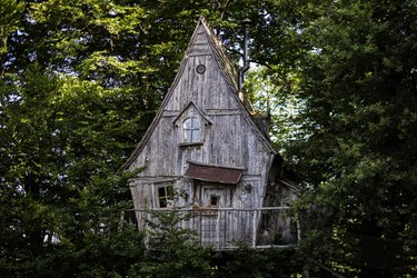 La cabane du Soleil à Sexcles (1)