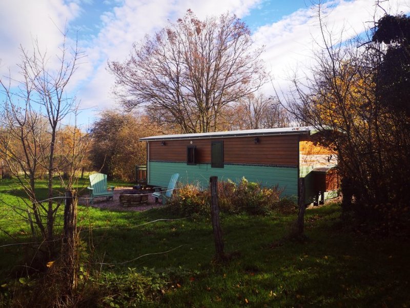 Hébergement AbracadaRoom : La Roulotte des Clartés & Spa - Image 10