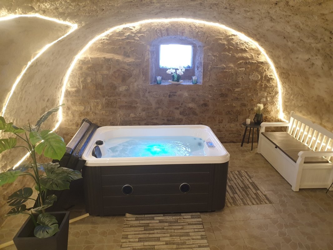 Suite 3 - 3 pers. terrasse avec des chevaux pour voisin de chambre à Fraisnes-En-Saintois (3)