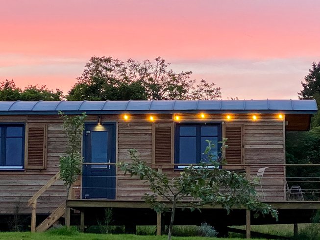 Hébergement AbracadaRoom : La roulotte du verger - Image 2