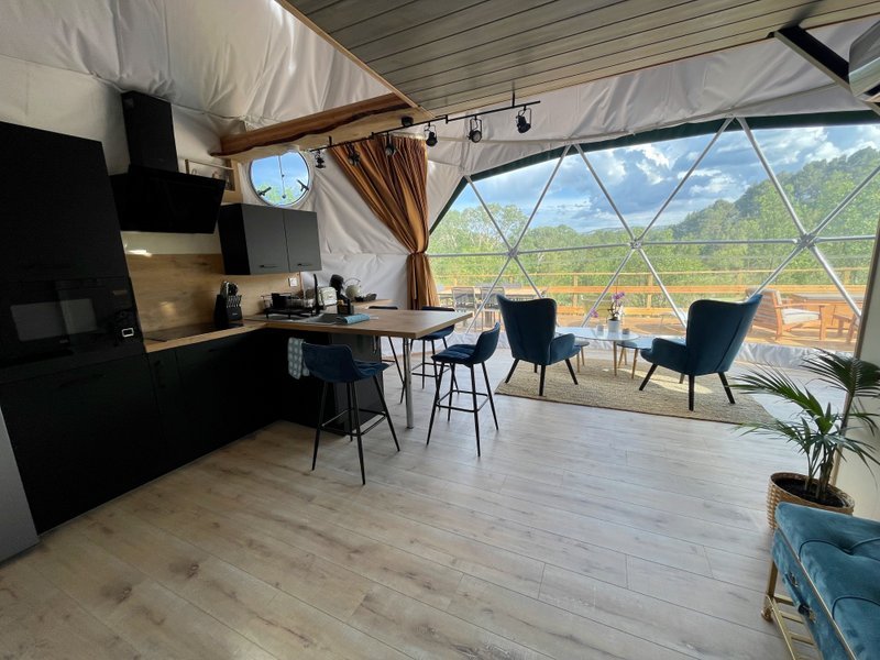 Domaine AbracadaRoom : Glamping Dôme les Cigales - Image 21