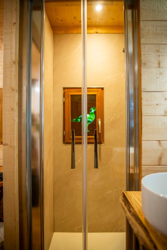 Cabane SPA Lov'nid à Gillonnay (13)