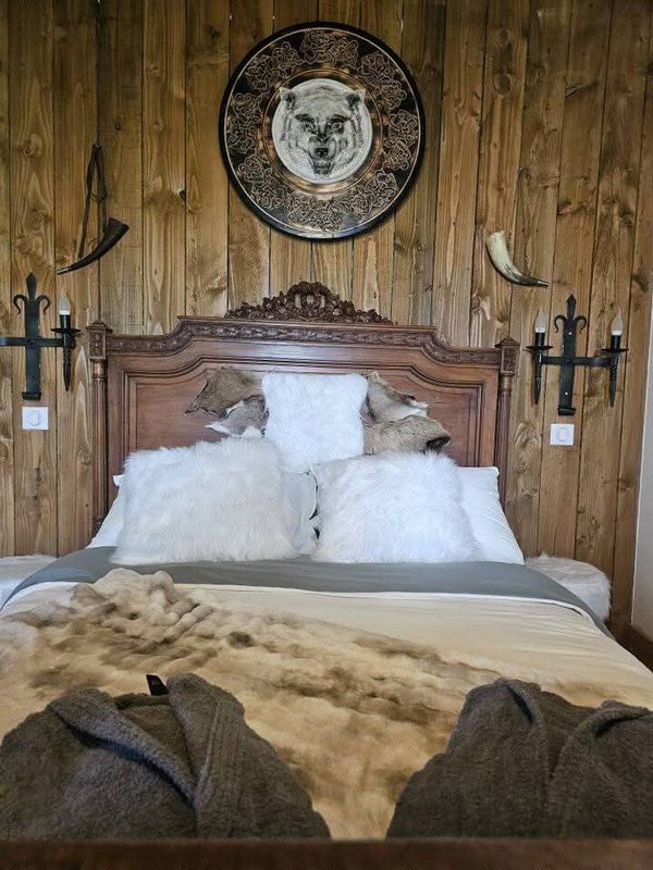 Chambre Viking dans le Beaujolais à Lantignié (4)