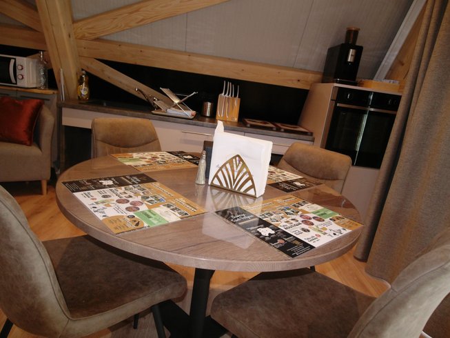 Hébergement AbracadaRoom : Le Tipi Françoise (accès PMR possible) - Image 3