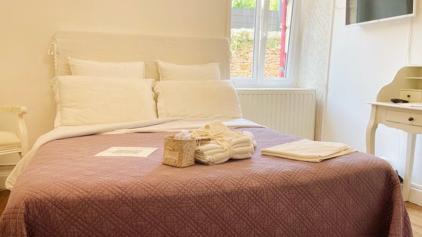 Hébergement AbracadaRoom : Chambre Lilas - Image 1